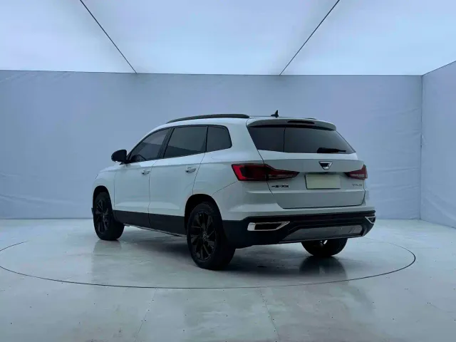 Jetta VS7 — Фото автомобиля 4