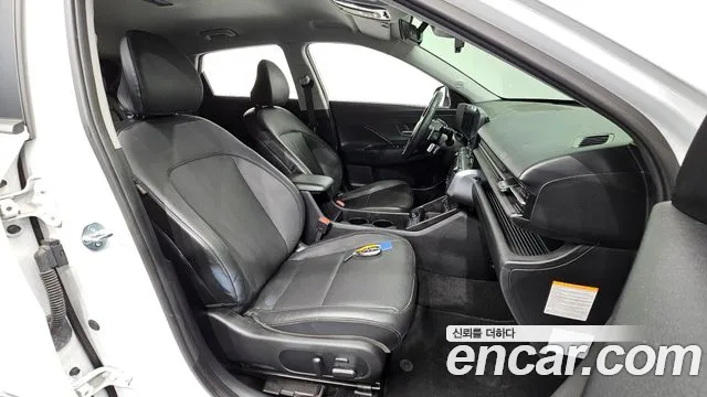 Hyundai Kona SX2 — Фото автомобиля 15