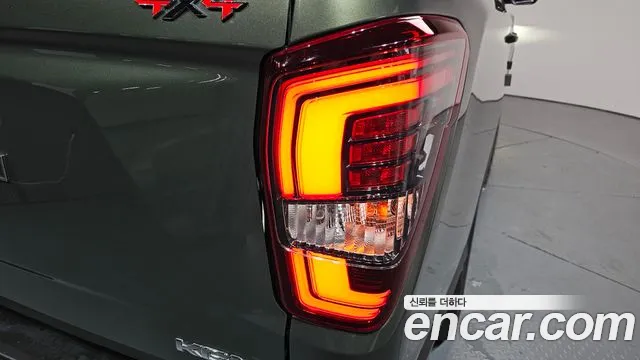 KG_Mobility_Ssangyong Rexton Новый Rexton Sport Khan Дизель 2.2 4WD — Фото автомобиля 21