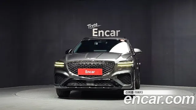 Genesis GV70 2.5T Бензин AWD — Фото автомобиля 3