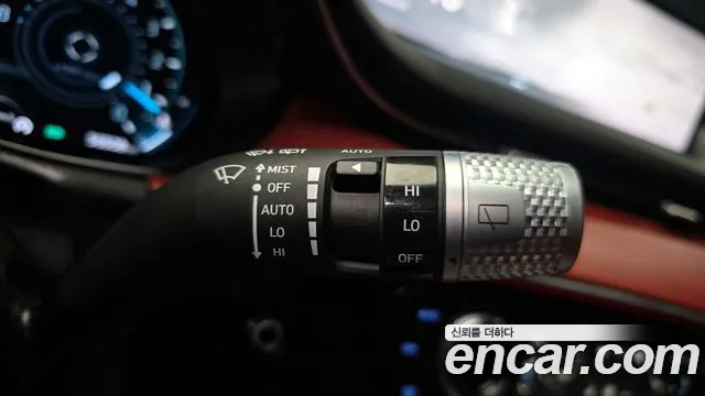 Genesis GV70 2.5T Бензин 2WD — Фото автомобиля 26