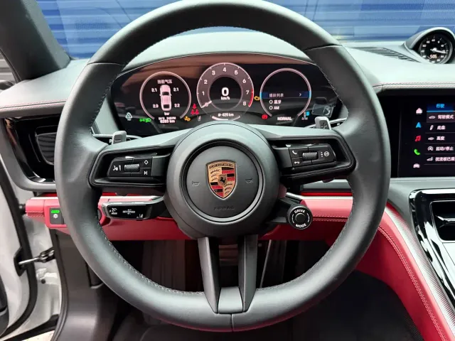 Porsche Panamera — Фото автомобиля 16