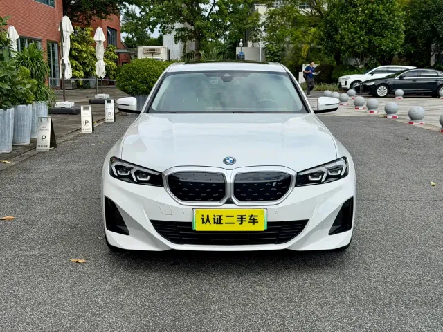 BMW i3 — Фото автомобиля 8