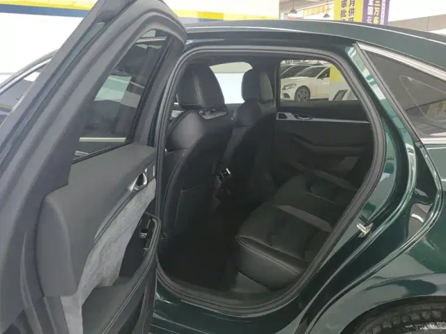 Geely Xingrui — Фото автомобиля 11