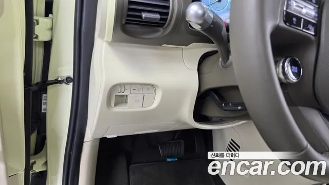 Hyundai Casper Casper Electric Inspiration — Фото автомобиля 16