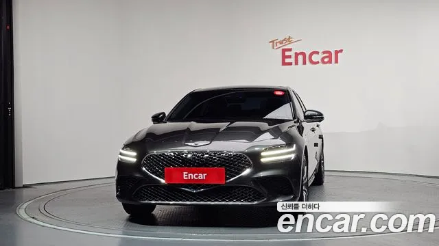 Genesis G70 Новый G70 Бензин 2.5T 4WD — Фото автомобиля 3