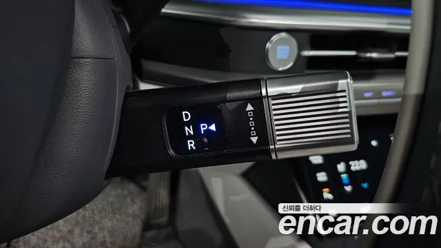 Hyundai Grandeur GN7 — Фото автомобиля 12