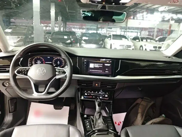 Volkswagen Passat — Фото автомобиля 9