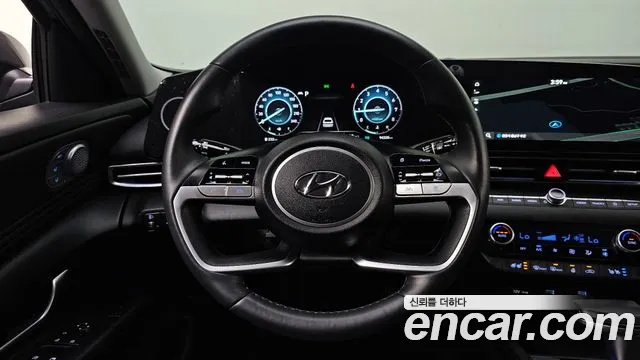 Hyundai AVANTE Avante (CN7) — Фото автомобиля 14