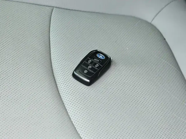 Toyota Granvia — Фото автомобиля 11