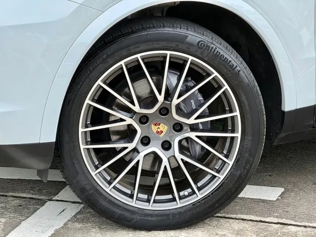 Porsche Cayenne 2018 Cayenne 3.0T — Фото автомобиля 15