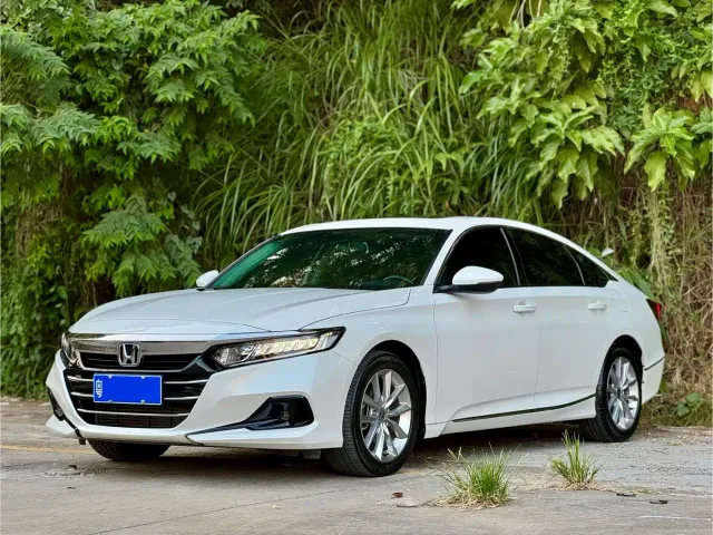 Фотография автомобиля — Honda Accord