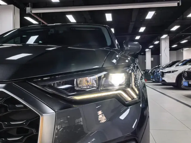 Audi Q3 Sportback — Фото автомобиля 4