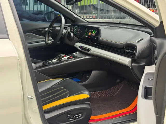 GAC Trumpchi Emkoo — Фото автомобиля 10