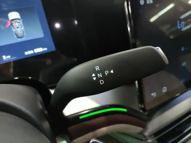 BYD Seal 07 DM-i — Фото автомобиля 13