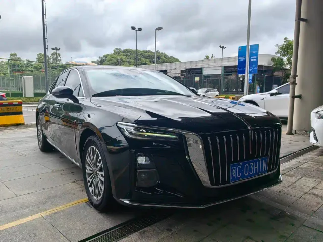Hongqi H5 — Фото автомобиля 3