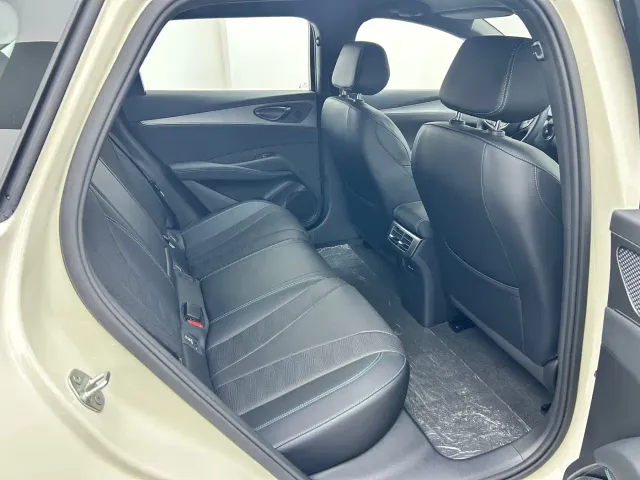 BYD Seal 06 DM-i Touring — Фото автомобиля 9
