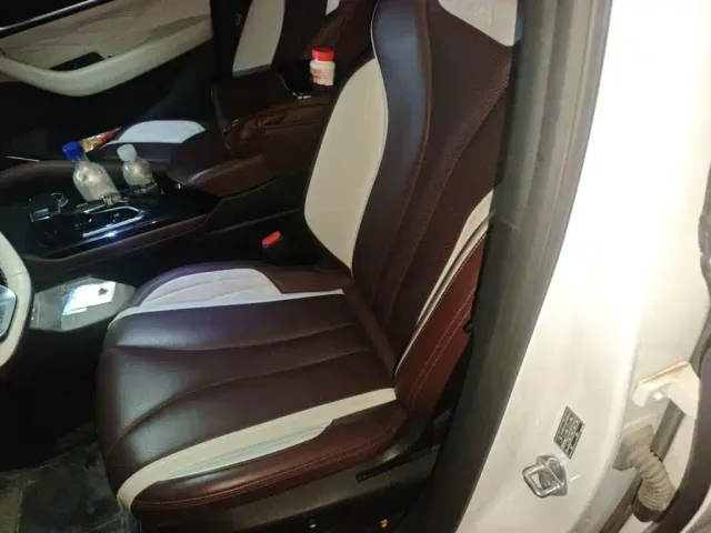 Geely Xingyue L — Фото автомобиля 7