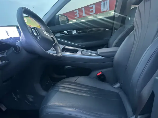 Geely Galaxy E5 — Фото автомобиля 4
