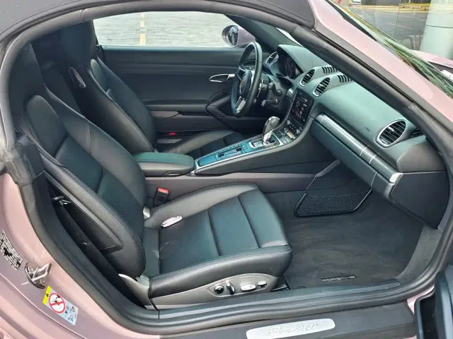 Porsche 718 — Фото автомобиля 17