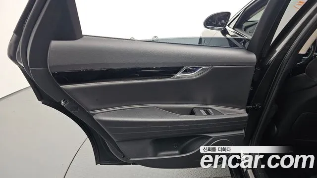 Genesis G80 RG3 — Фото автомобиля 14