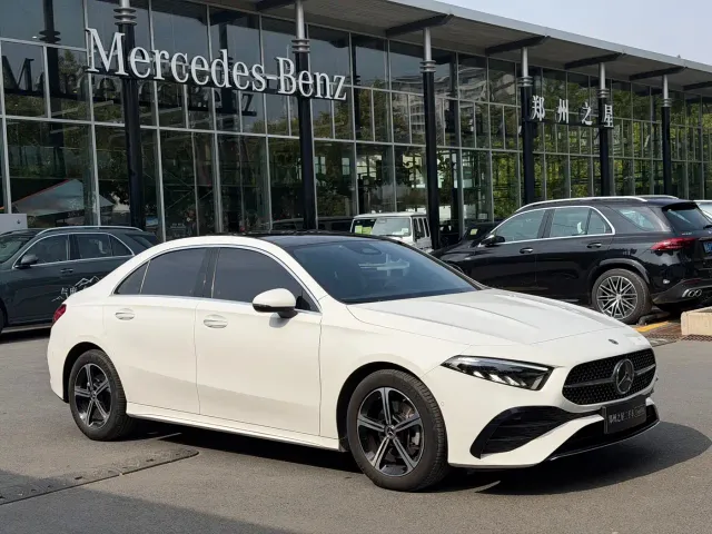 Mercedes-Benz A-Class — Фото автомобиля 2