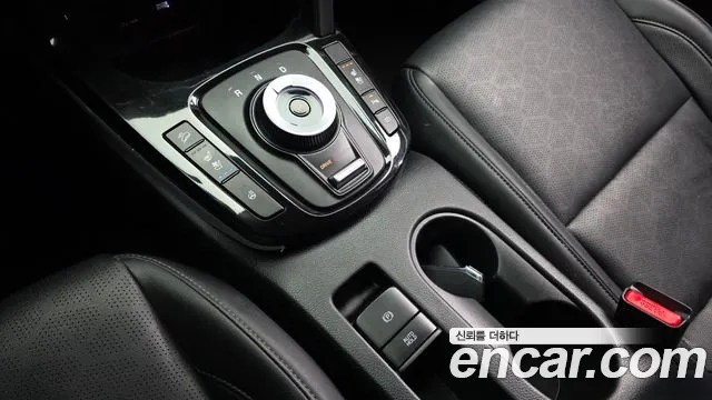 Kia Seltos — Фото автомобиля 12