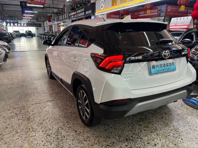 Toyota YARiS L Zhi Xuan — Фото автомобиля 8