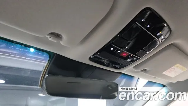 Hyundai Grandeur Grandeur (GN7) — Фото автомобиля 28
