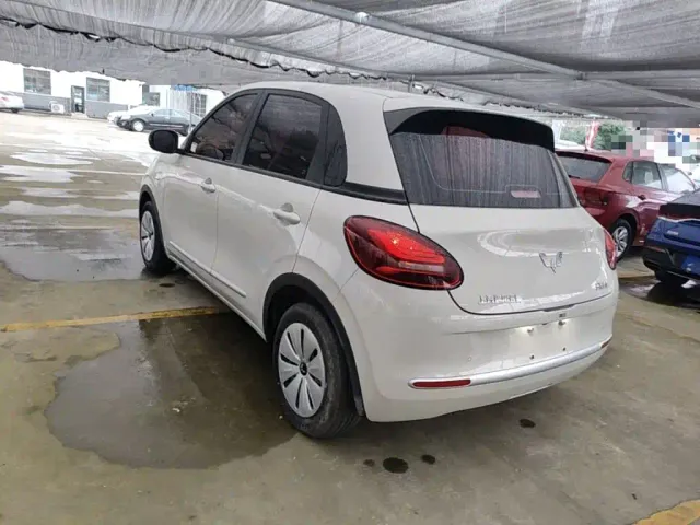 Wuling Bingo — Фото автомобиля 4