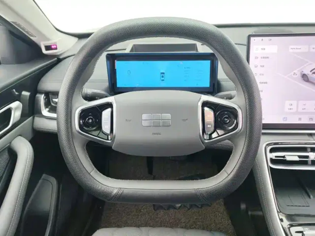 Geely Galaxy A7 — Фото автомобиля 15
