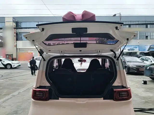 Wuling Hongguang Mini EV — Фото автомобиля 18