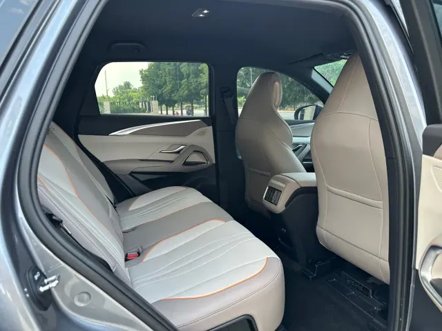 BYD Song Pro — Фото автомобиля 6