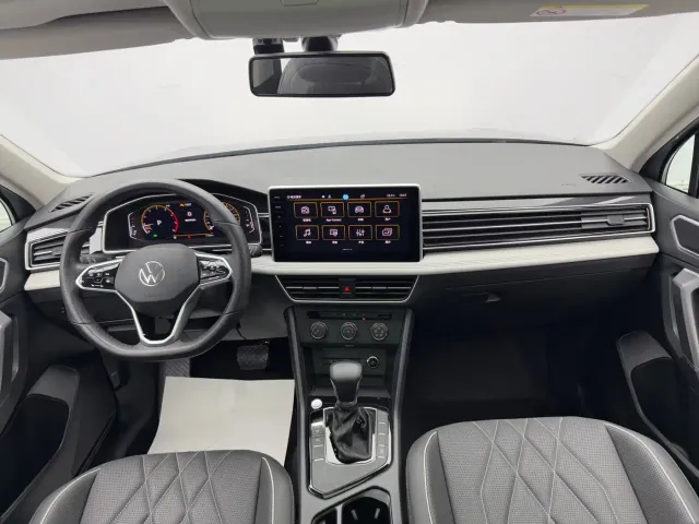 Volkswagen Tiguan L — Фото автомобиля 20