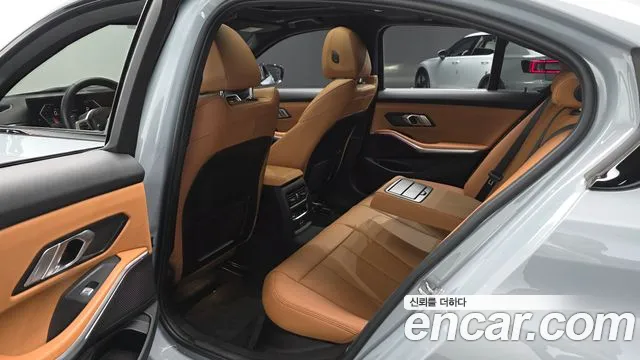 BMW 3 Series G20 — Фото автомобиля 10