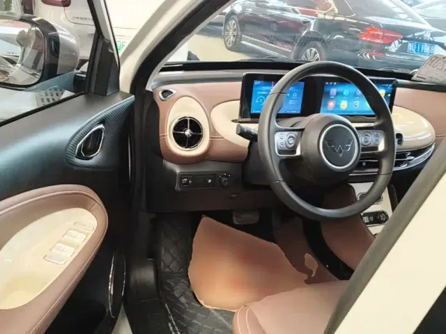 Wuling Bingo — Фото автомобиля 15