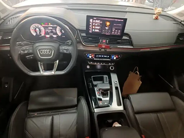 Audi Q5L — Фото автомобиля 9
