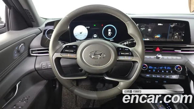 Hyundai Avante CN7 — Фото автомобиля 13