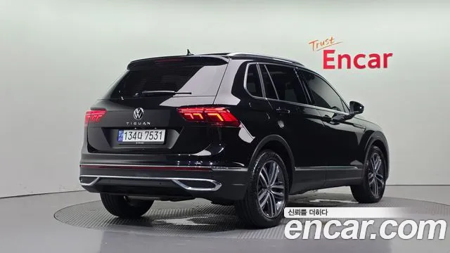 Volkswagen Tiguan Tiguan 2 поколение 2.0 TDI Prestige — Фото автомобиля 2