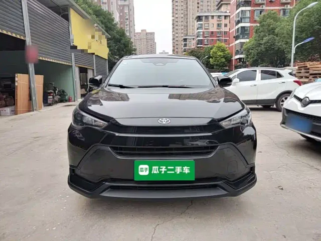 Toyota Frontlander — Фото автомобиля 2