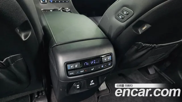 Hyundai Palisade Palisade Бензин 3.8 4WD — Фото автомобиля 19