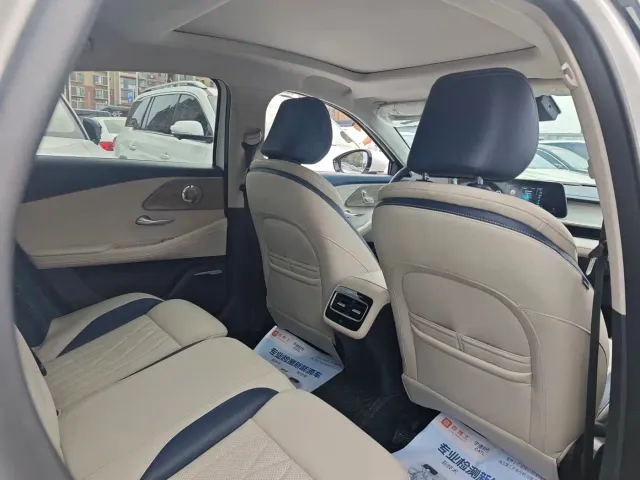 Chery Arrizo 8 — Фото автомобиля 9