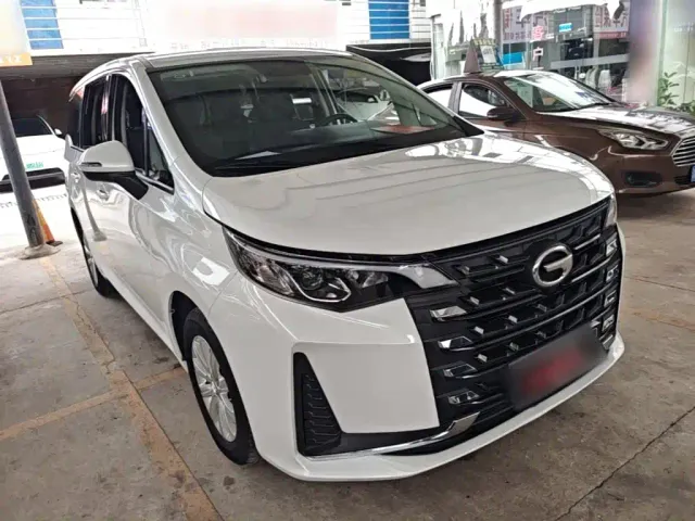 GAC Trumpchi M6 — Фото автомобиля 3