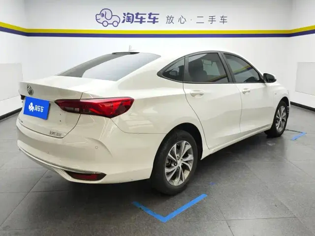 Buick Verano — Фото автомобиля 3