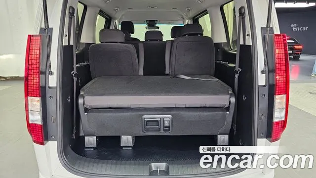 Hyundai Staria — Фото автомобиля 26