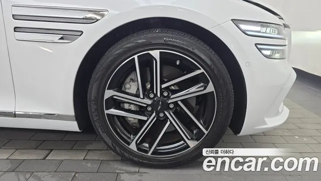 Genesis G80 Бензин 2.5 турбо AWD — Фото автомобиля 18