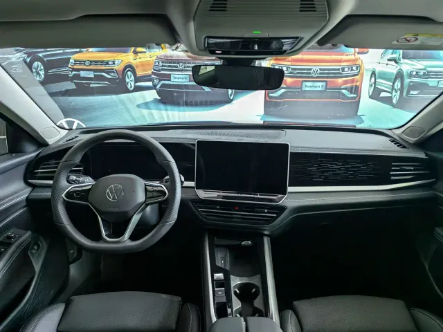 Volkswagen Passat — Фото автомобиля 10