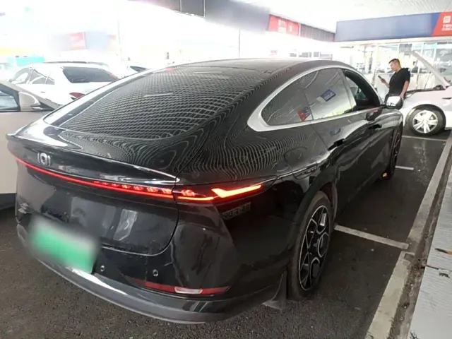 Changan Qiyuan A07 — Фото автомобиля 4
