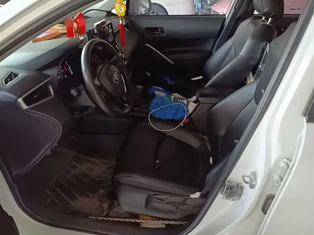 Toyota Corolla Cross — Фото автомобиля 14