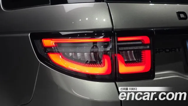 Land Rover Discovery Sport — Фото автомобиля 22